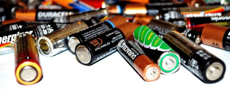 Kvifor kjeldesortere batteri? Kvifor kjeldesortere batteri?